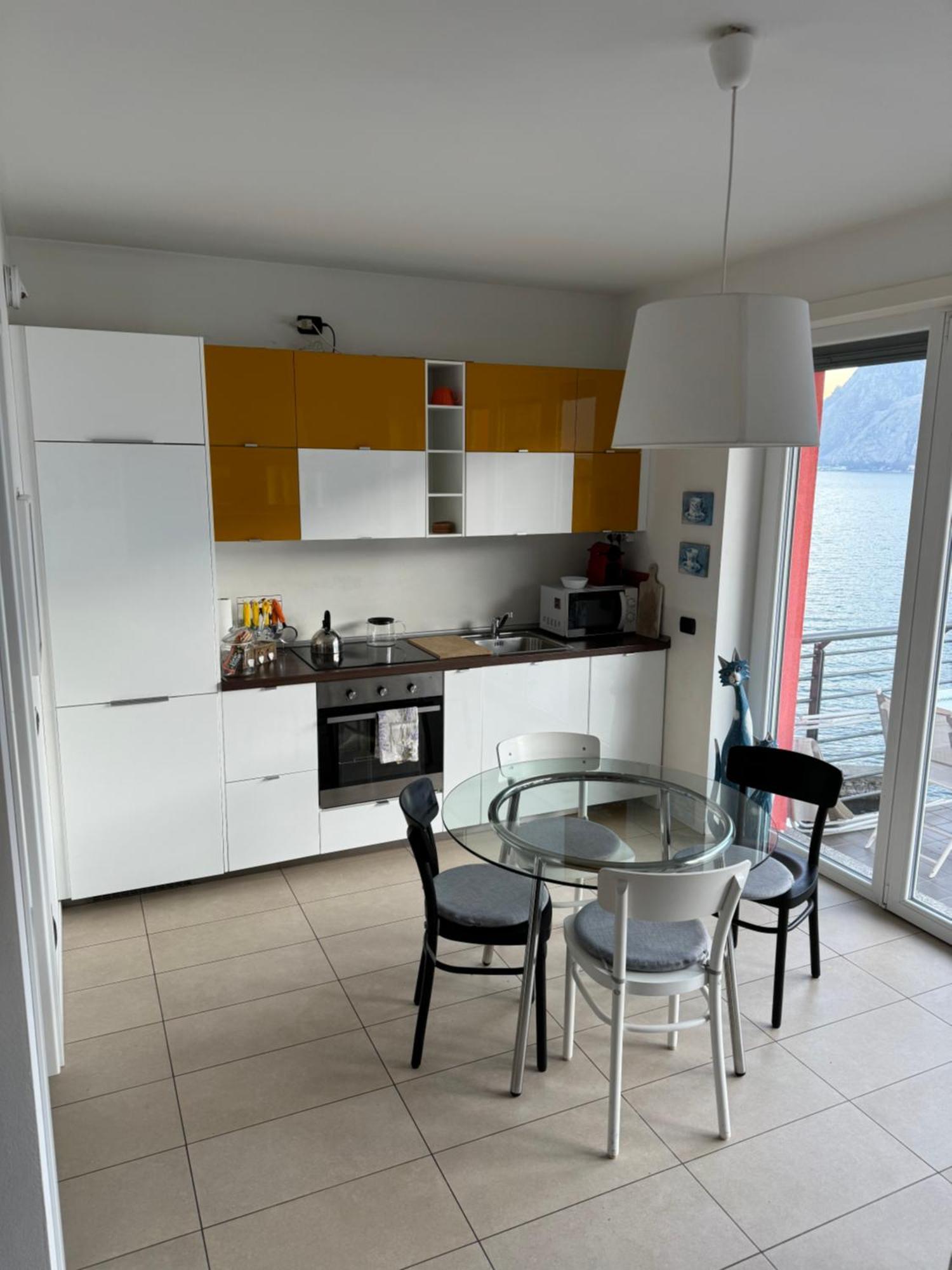 A...Fior Di Lago Abbadia Lariana Room photo