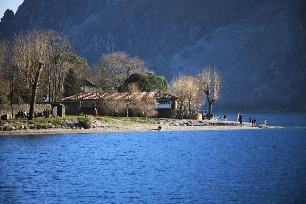 A...Fior Di Lago Abbadia Lariana Exterior photo